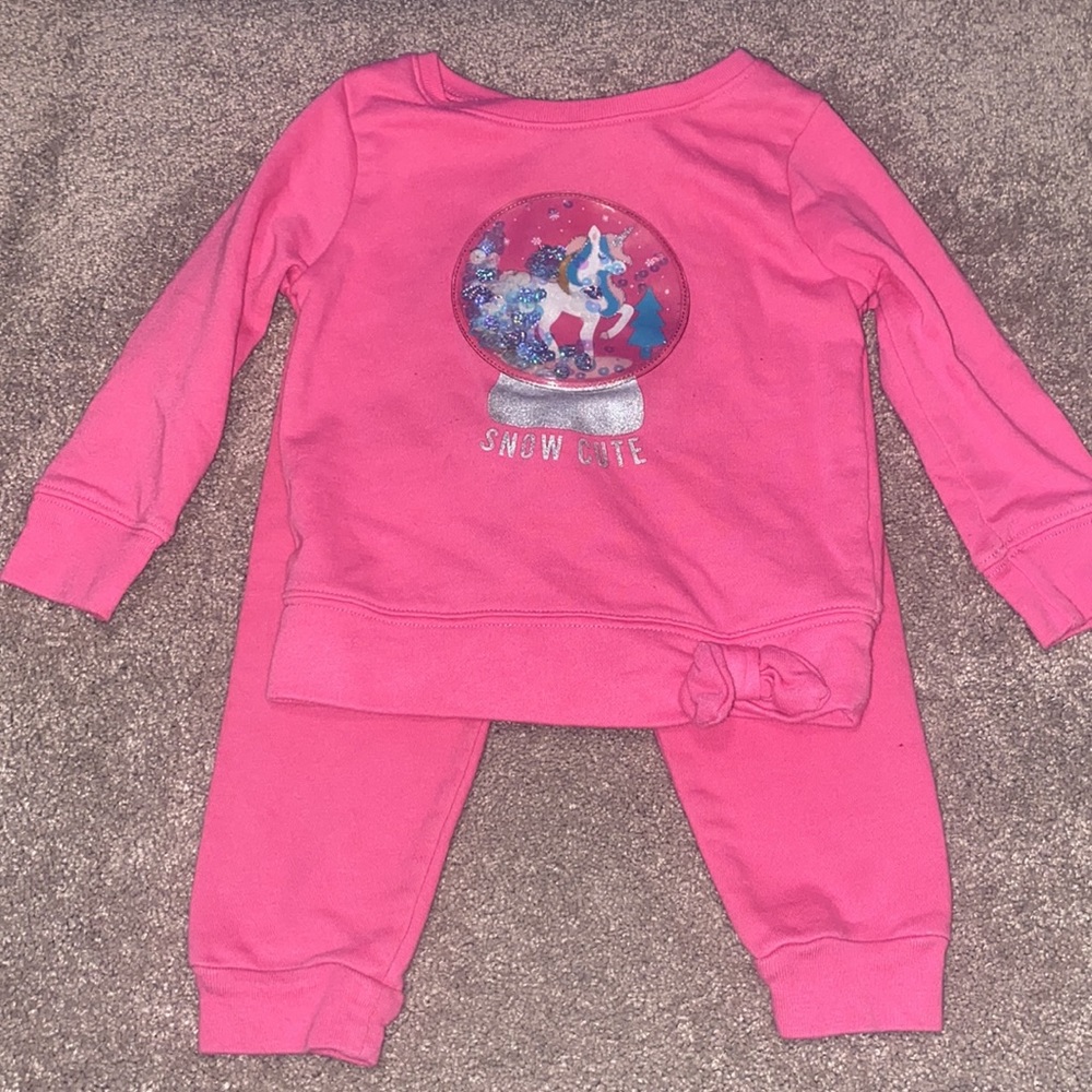 2 toddler outfits , size 2t
